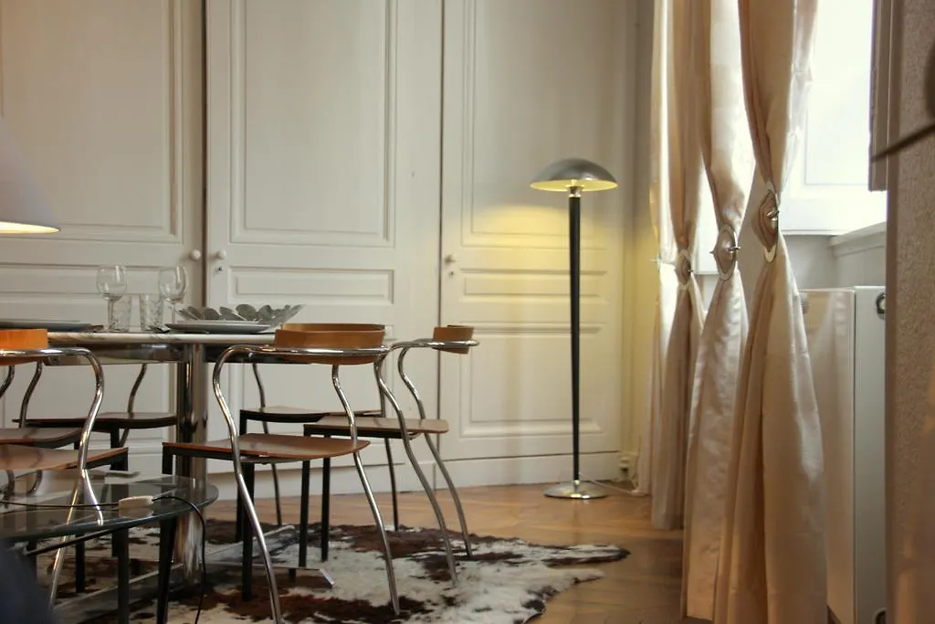 Appart' Fleurieu Apartment Lyon