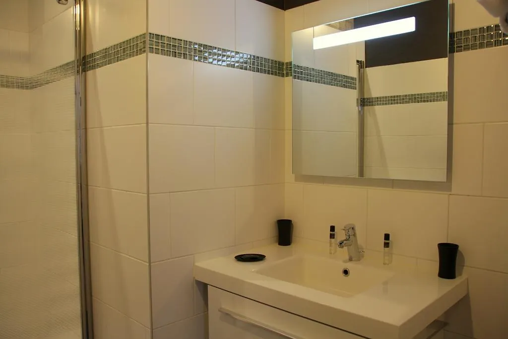 Appart' Fleurieu Apartment Lyon