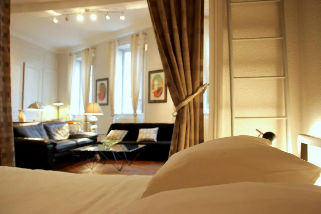 Appart' Fleurieu Apartment Lyon