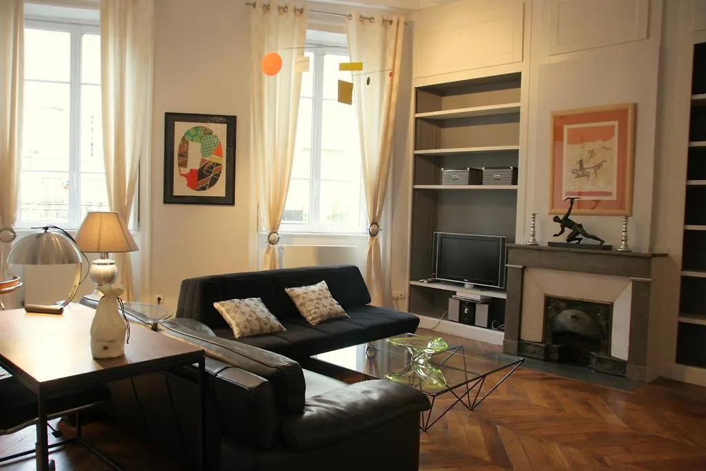 Appart' Fleurieu Apartment Lyon