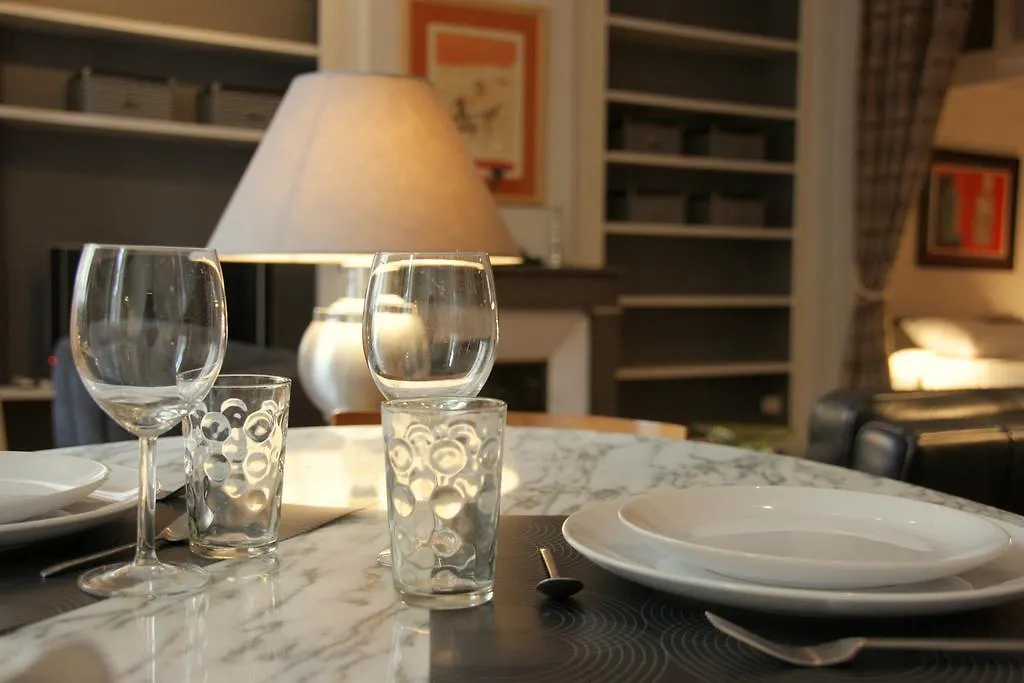 Appart' Fleurieu Apartment Lyon 0*,  France